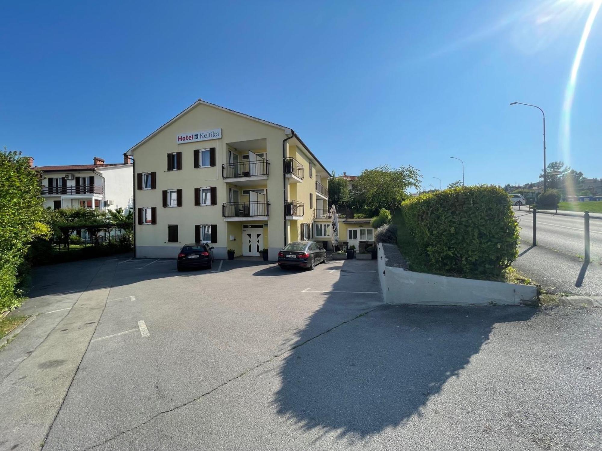 Garni Hotel Keltika Izola Luaran gambar