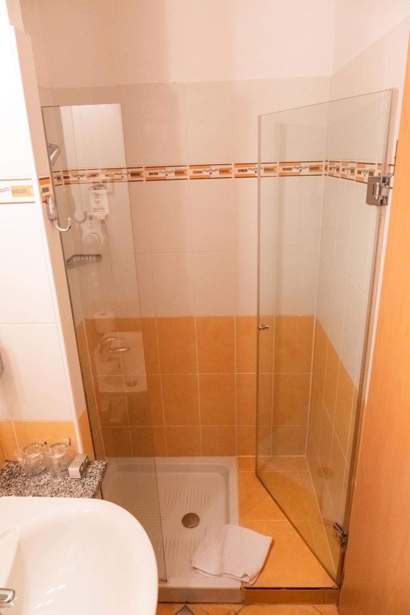 Garni Hotel Keltika Izola Luaran gambar