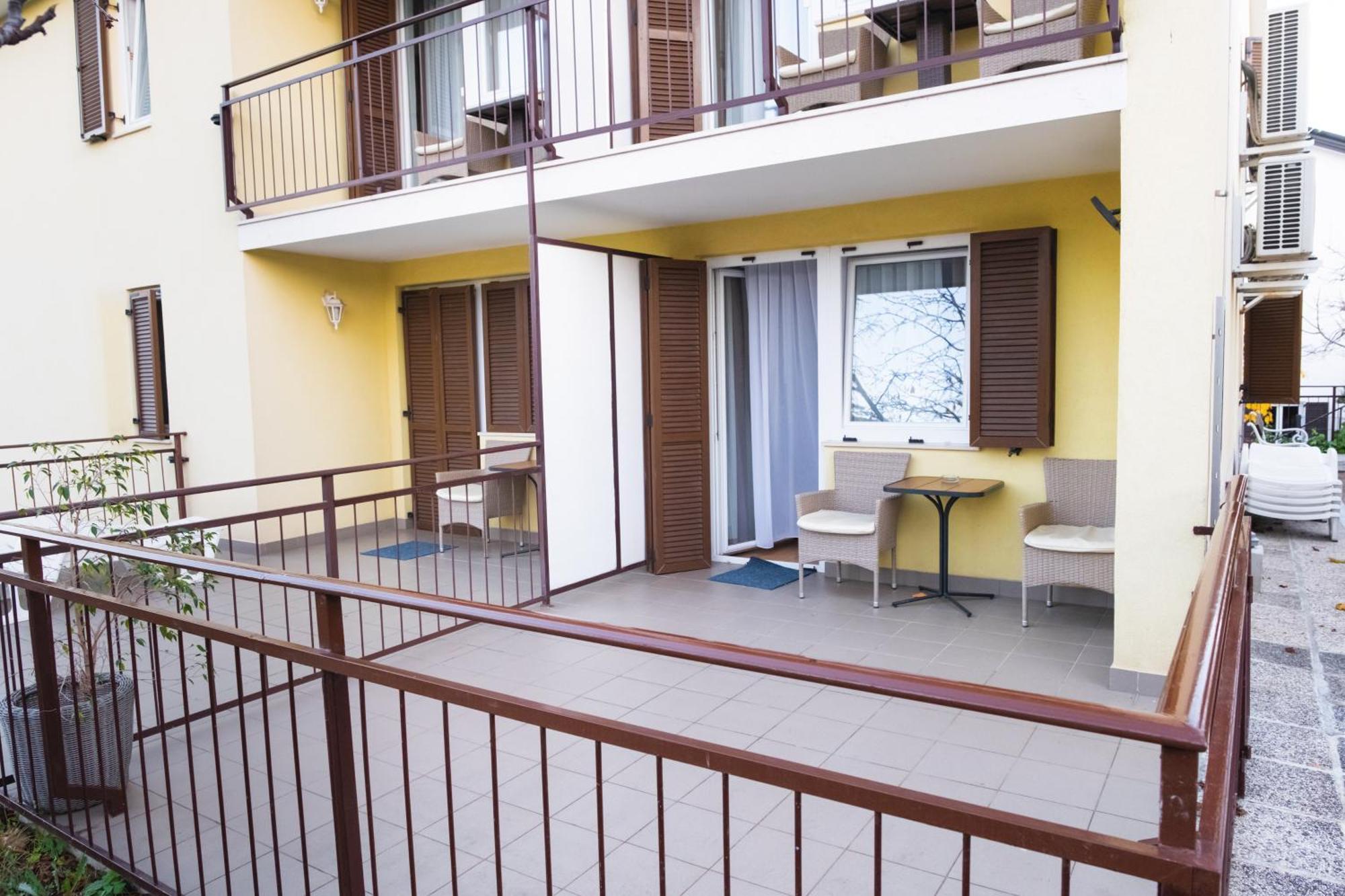 Garni Hotel Keltika Izola Luaran gambar