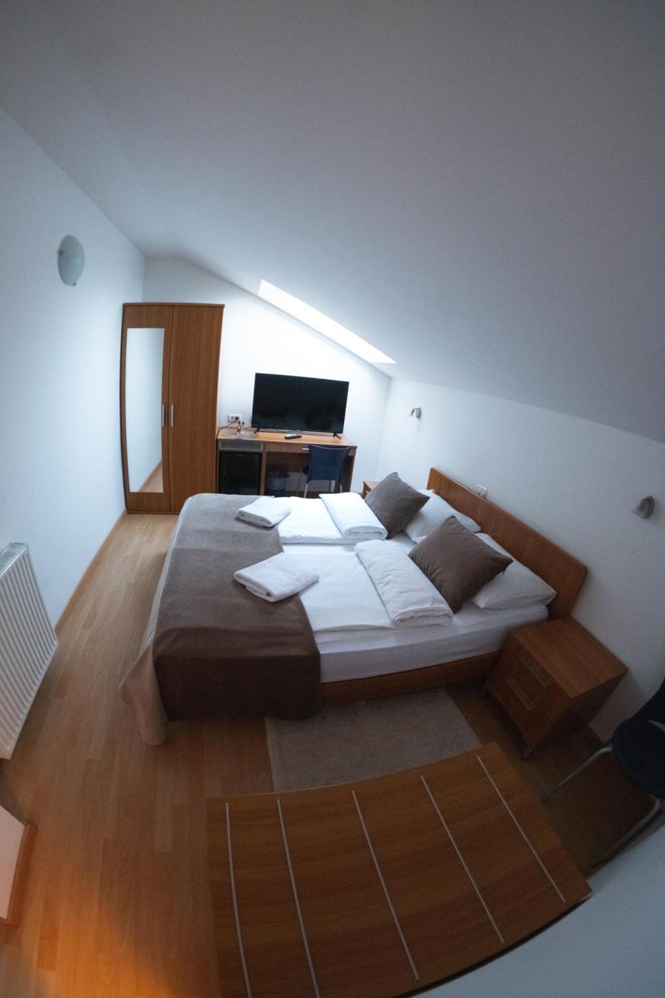 Garni Hotel Keltika Izola Luaran gambar