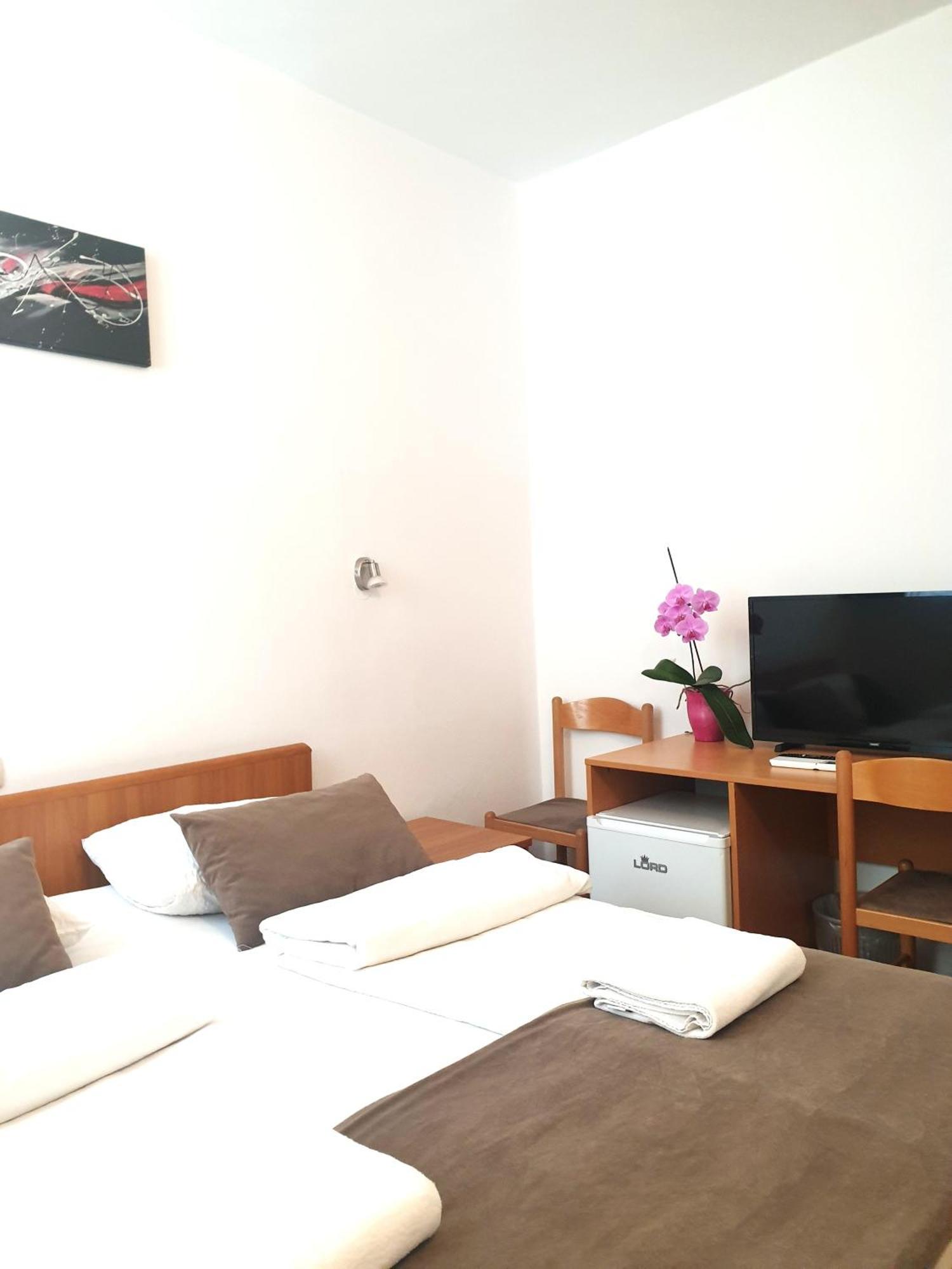 Garni Hotel Keltika Izola Luaran gambar