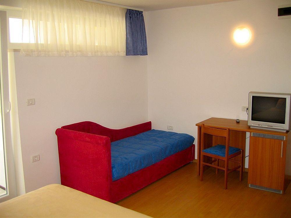 Garni Hotel Keltika Izola Luaran gambar