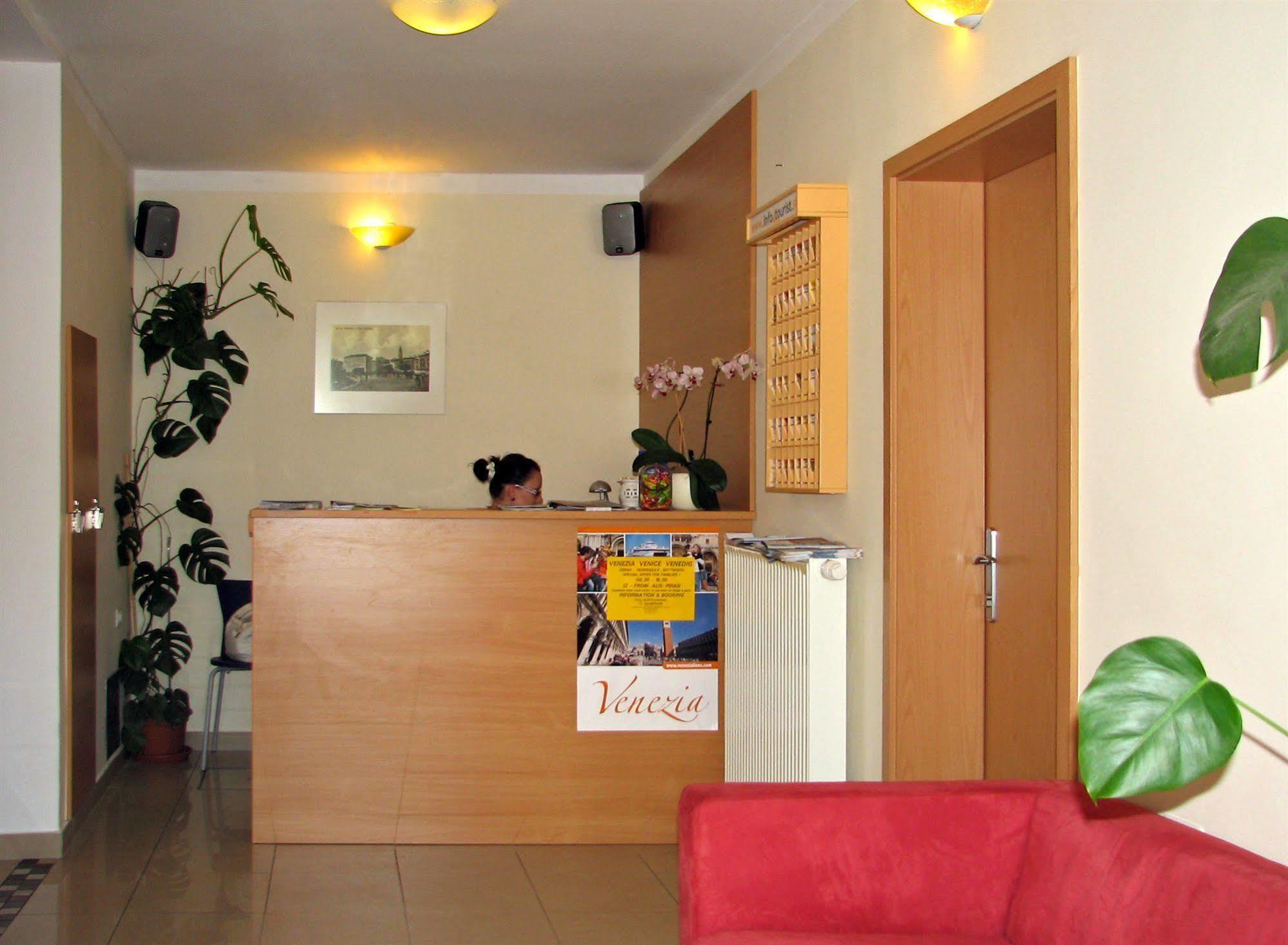 Garni Hotel Keltika Izola Luaran gambar